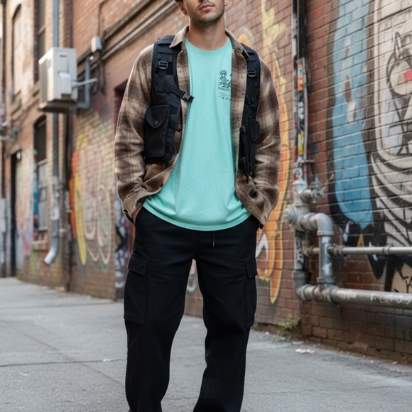 Hanes Georgie’s Alibi Monkey Bar Graphic Tee Mint Regular - Picture 3 of 7